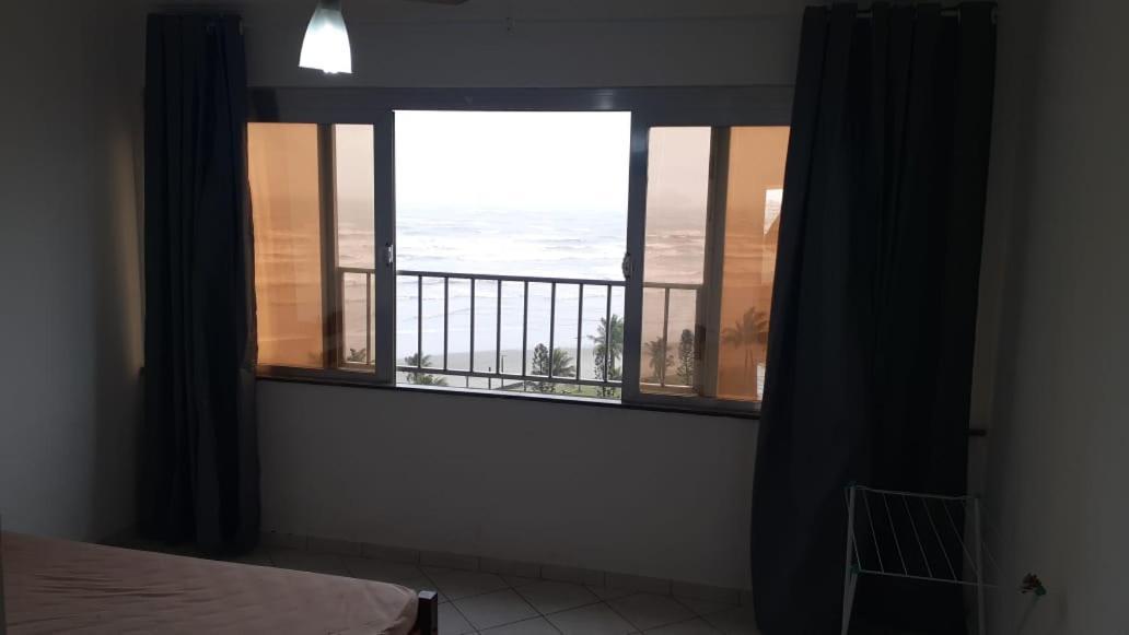 Apartamento Frente A Praia Peruíbe Kültér fotó
